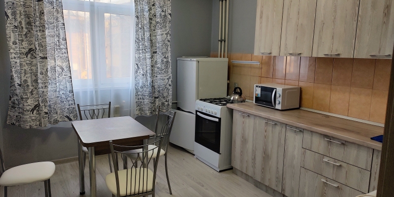 1 спальня + кухня, 2 эт. (Эсто-Садок, Эстонская, 37)
